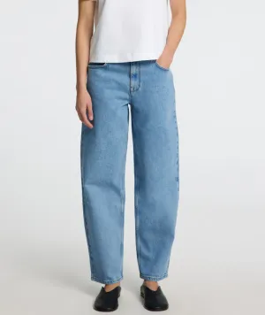 ALICE MW BARREL LIGHT BLUE JEANS - SELECTED FEMME