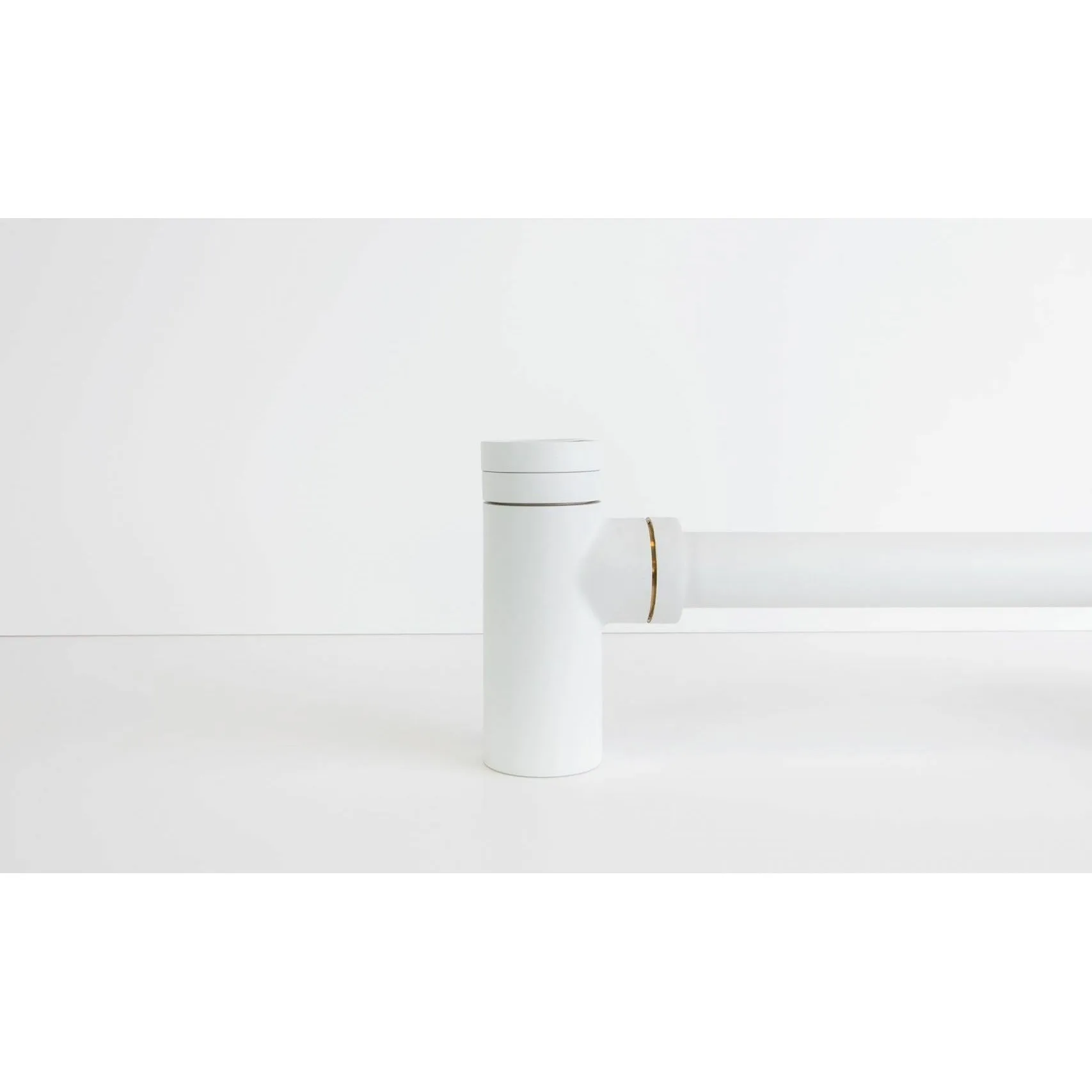 Copenhagen Bath Water Trap Round, White