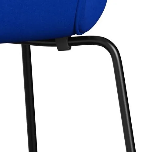 Fritz Hansen Series 7™ Chair Full Upholstery, Black/Divina Blue