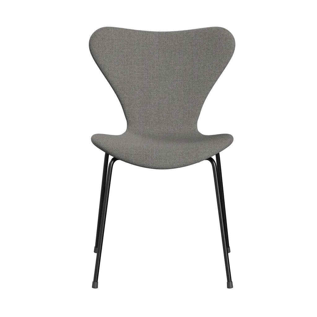Fritz Hansen Series 7™ Chair Full Upholstery, Black/Re Wool Grey White/Plain