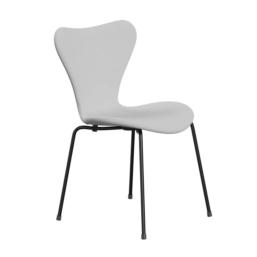 Fritz Hansen Series 7™ Chair Full Upholstery, Black/Sunniva 2 Canvas Natural