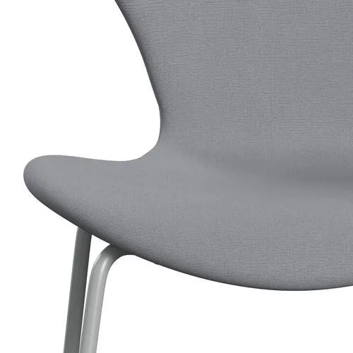 Fritz Hansen Series 7™ Chair Full Upholstery, Nine Grey/Christianshavn Light Grey Uni