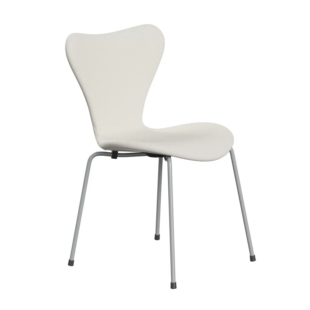 Fritz Hansen Series 7™ Chair Full Upholstery, Nine Grey/Diablo Snow