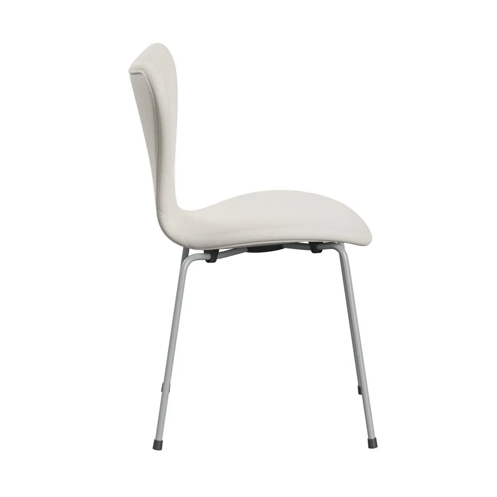 Fritz Hansen Series 7™ Chair Full Upholstery, Nine Grey/Diablo Snow