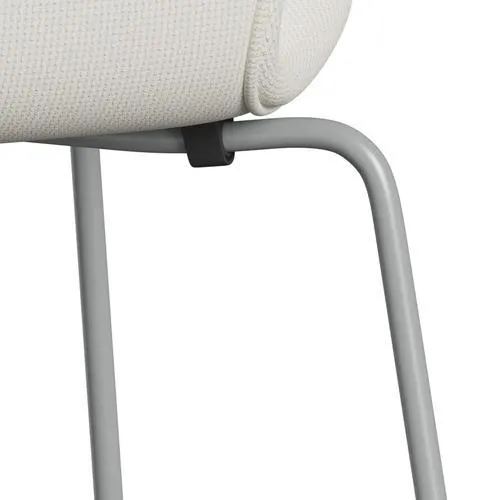 Fritz Hansen Series 7™ Chair Full Upholstery, Nine Grey/Diablo Snow