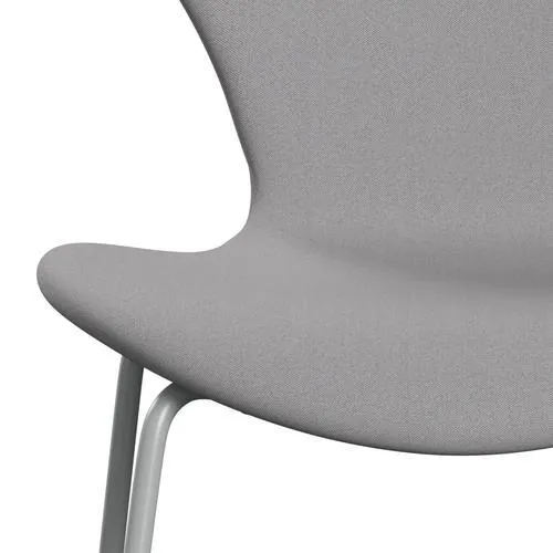 Fritz Hansen Series 7™ Chair Full Upholstery, Nine Grey/Remix Grey/Green