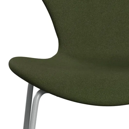 Fritz Hansen Series 7™ Chair Full Upholstery, Nine Grey/Tonus Military Green
