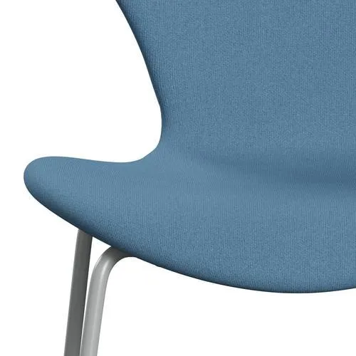 Fritz Hansen Series 7™ Chair Full Upholstery, Nine Grey/Tonus Pastel Blue