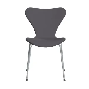 Fritz Hansen Series 7™ Chair Full Upholstery, Silver Grey/Capture Dark Grey