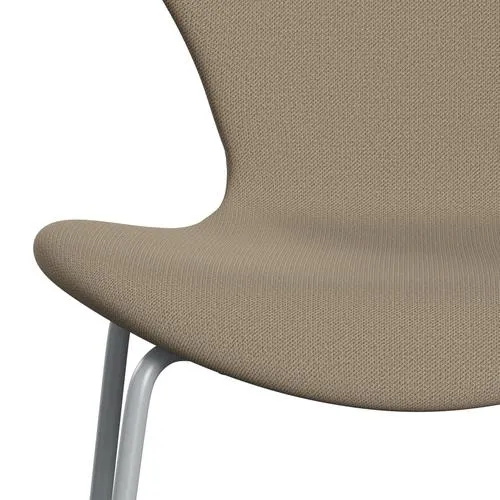 Fritz Hansen Series 7™ Chair Full Upholstery, Silver Grey/Capture Sand