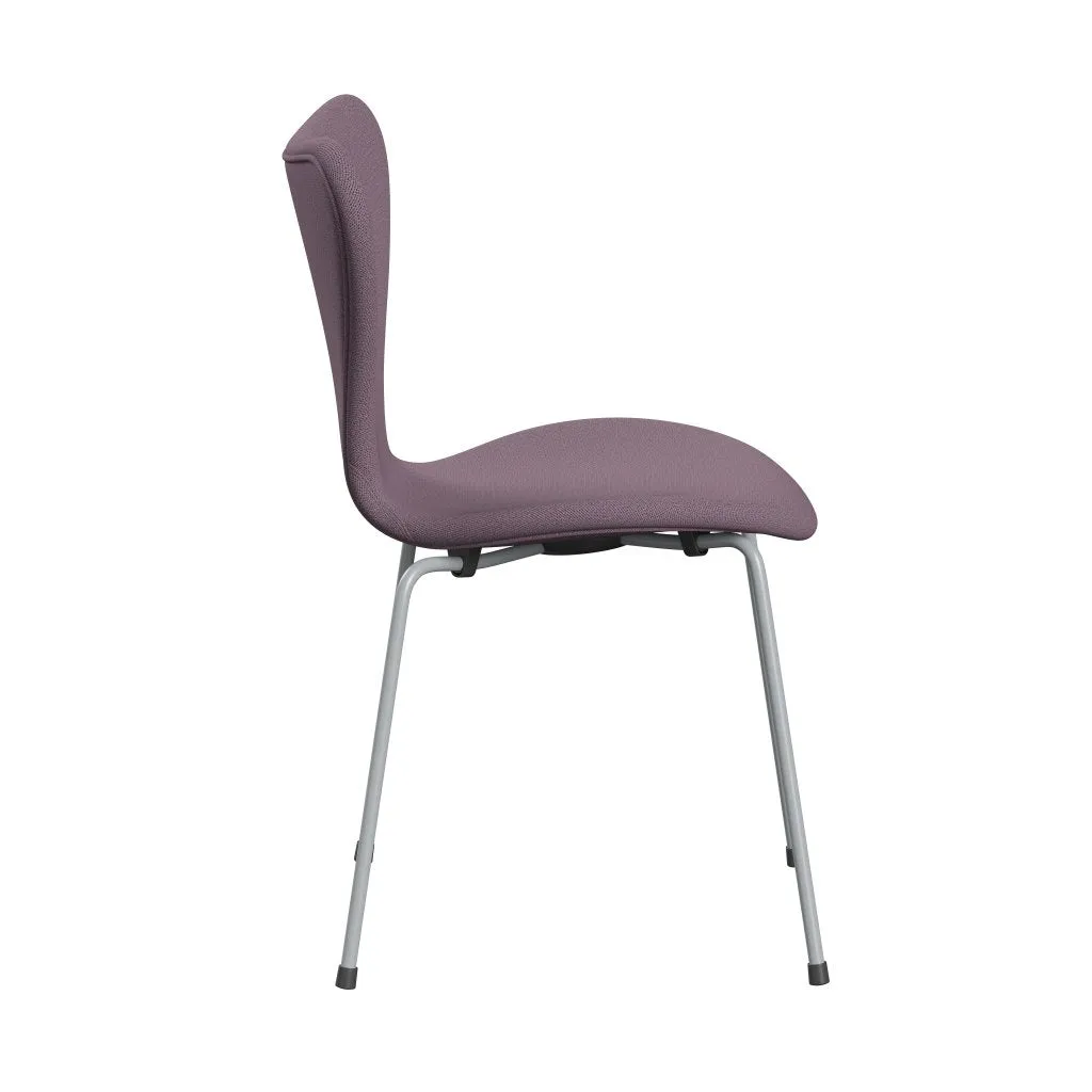 Fritz Hansen Series 7™ Chair Full Upholstery, Silver Grey/Capture Violet/Brown