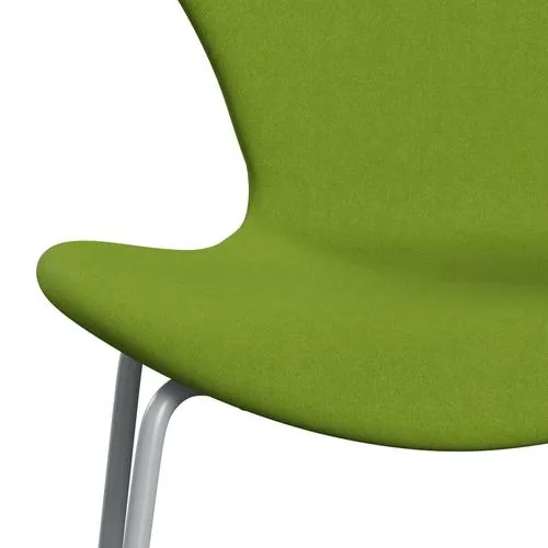 Fritz Hansen Series 7™ Chair Full Upholstery, Silver Grey/Comfort Green (C68011)