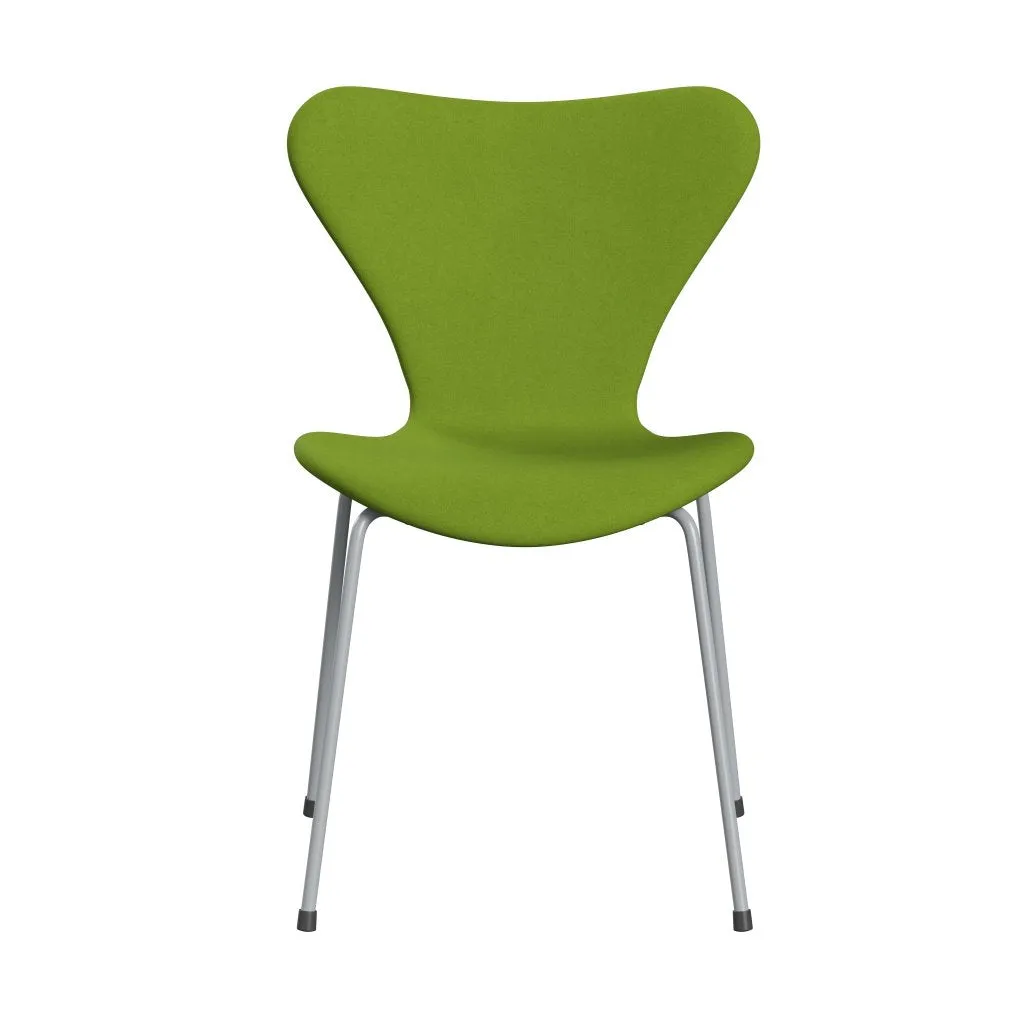 Fritz Hansen Series 7™ Chair Full Upholstery, Silver Grey/Comfort Green (C68011)