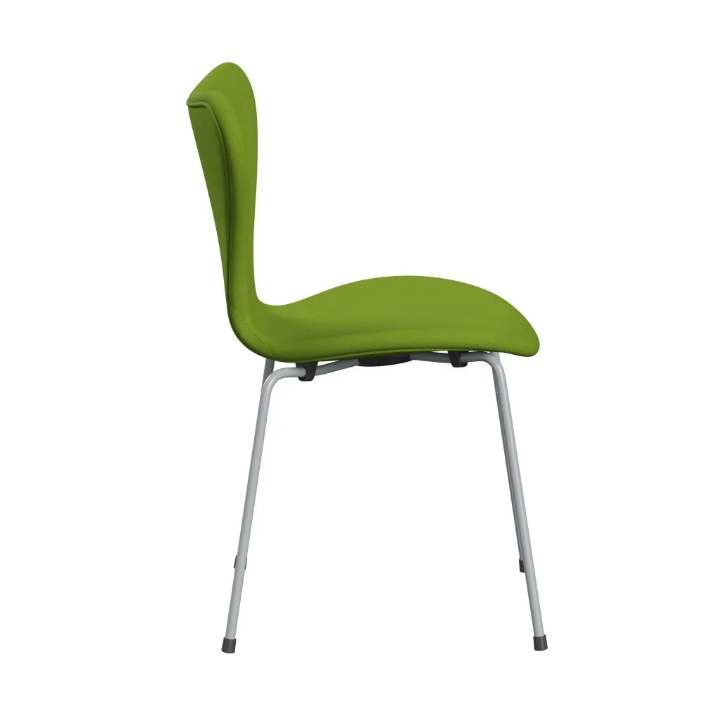 Fritz Hansen Series 7™ Chair Full Upholstery, Silver Grey/Comfort Green (C68011)