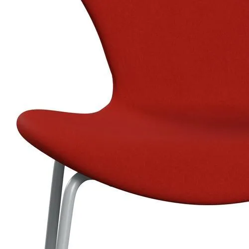 Fritz Hansen Series 7™ Chair Full Upholstery, Silver Grey/Comfort Red (C00026)