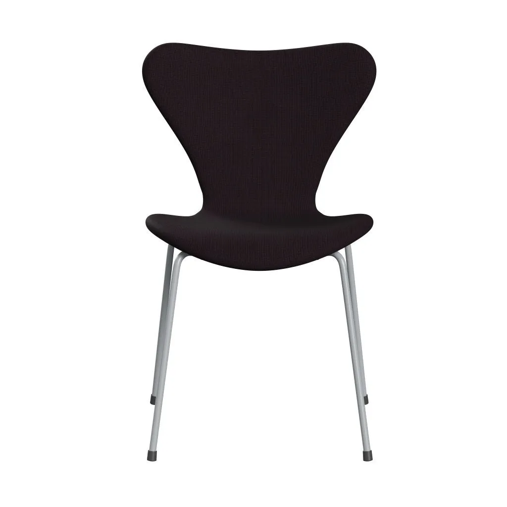 Fritz Hansen Series 7™ Chair Full Upholstery, Silver Grey/Fame Brown (F61108)