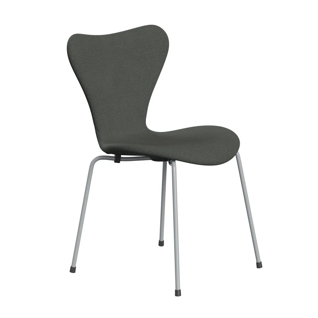 Fritz Hansen Series 7™ Chair Full Upholstery, Silver Grey/Fiord Brown/Grey