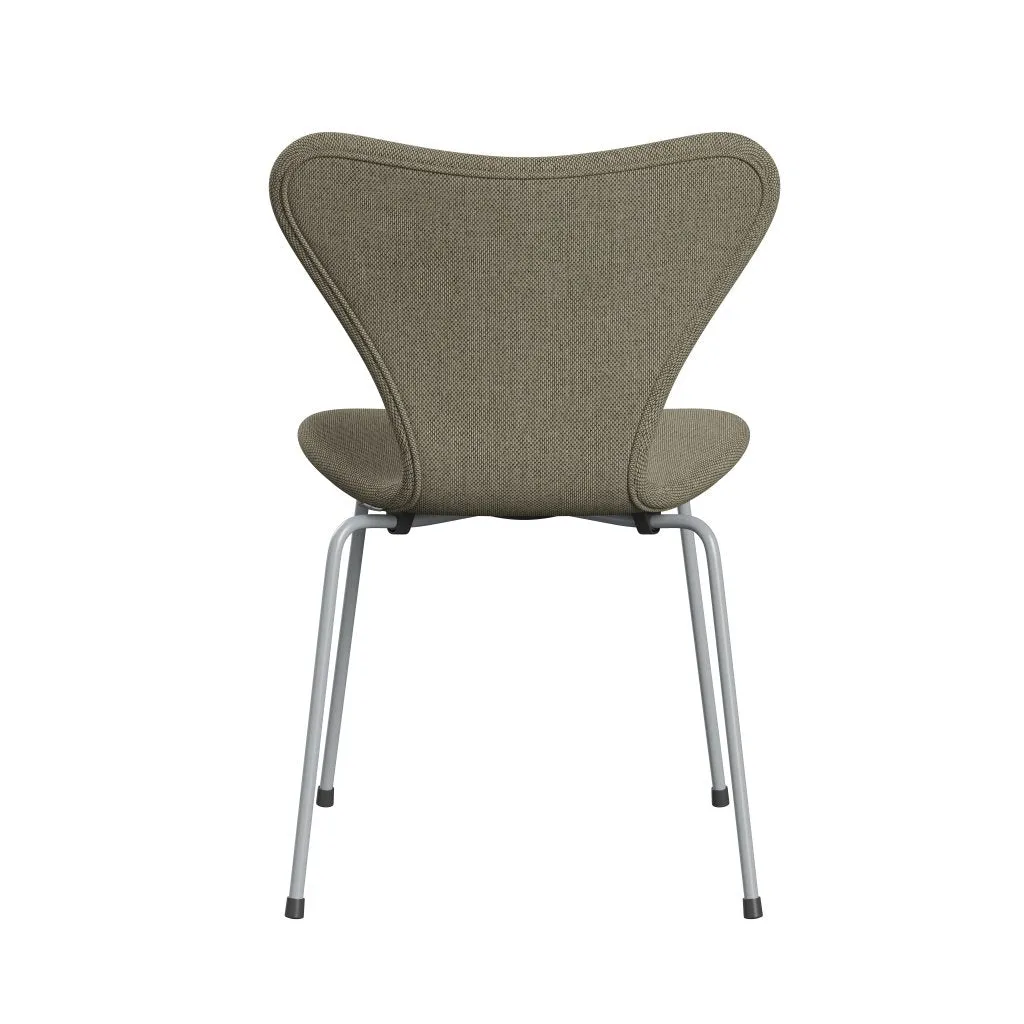 Fritz Hansen Series 7™ Chair Full Upholstery, Silver Grey/Re Wool Light Beige/Natural