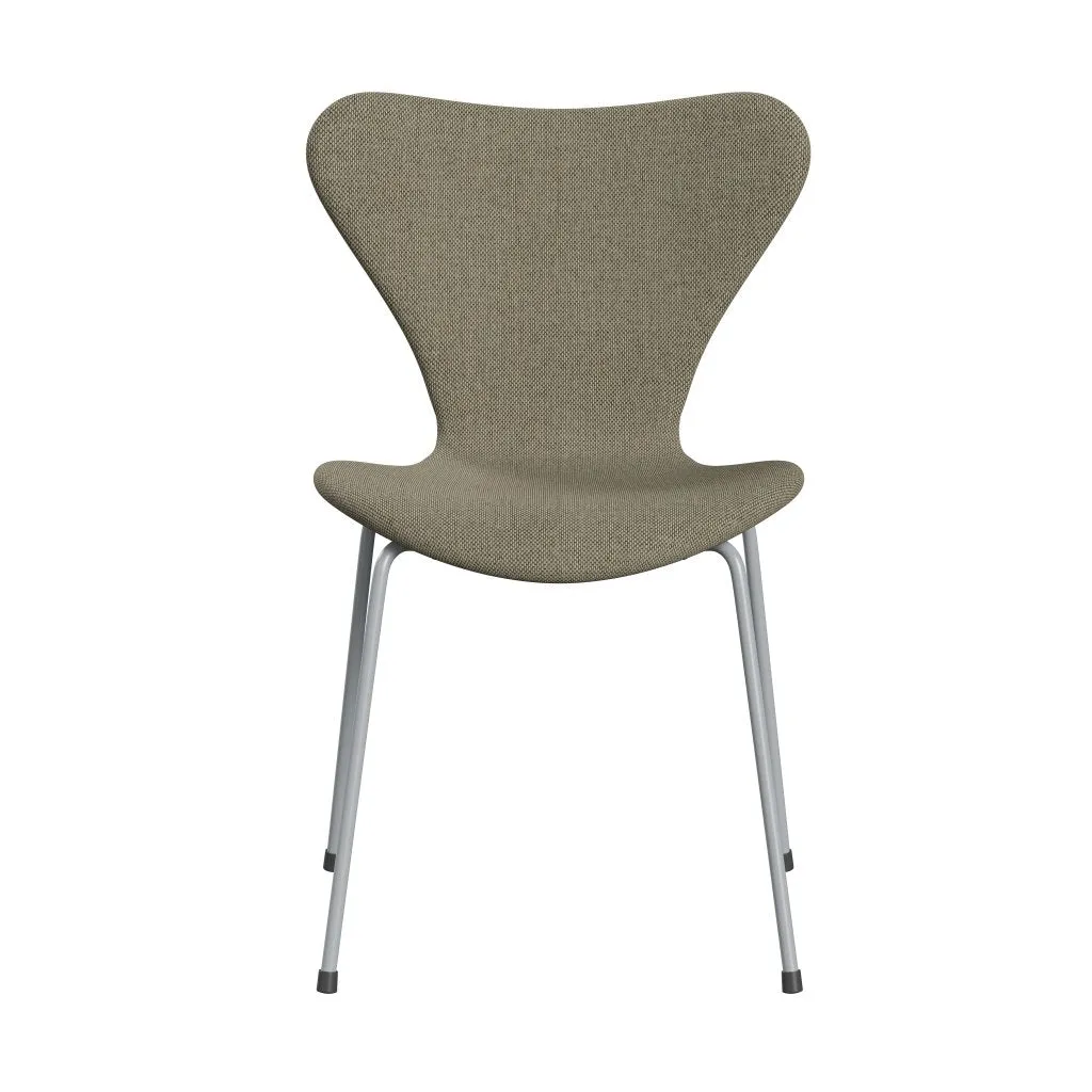 Fritz Hansen Series 7™ Chair Full Upholstery, Silver Grey/Re Wool Light Beige/Natural