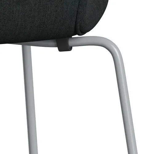 Fritz Hansen Series 7™ Chair Full Upholstery, Silver Grey/Remix Dark Blue Grey