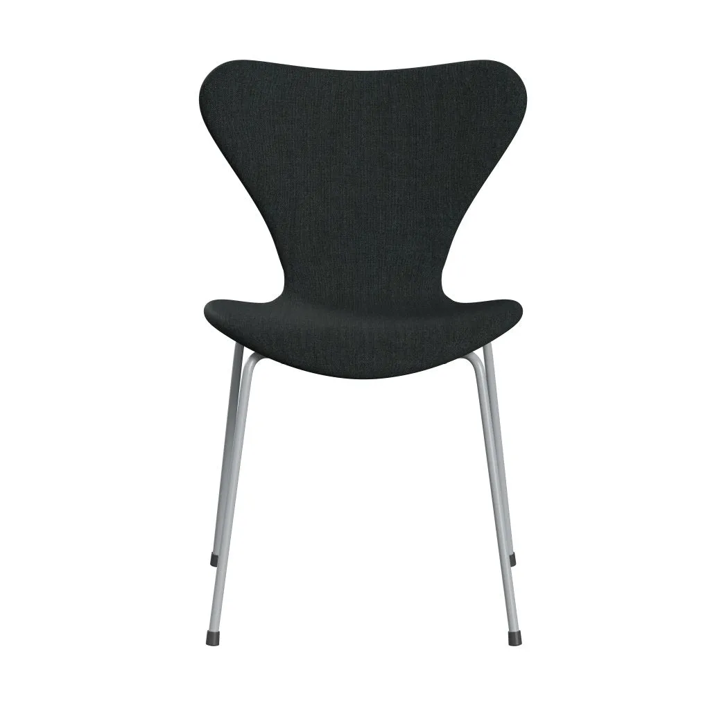Fritz Hansen Series 7™ Chair Full Upholstery, Silver Grey/Remix Dark Blue Grey