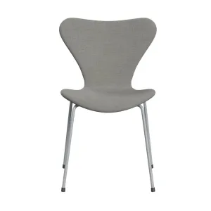 Fritz Hansen Series 7™ Chair Full Upholstery, Silver Grey/Sunniva 2 Sand/Light Grey