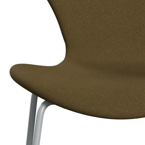 Fritz Hansen Series 7™ Chair Full Upholstery, Silver Grey/Tonus Khaki Green