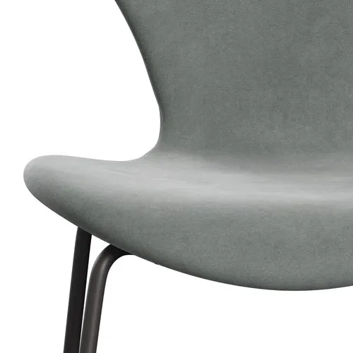 Fritz Hansen Series 7™ Chair Full Upholstery, Warm Graphite/Belfast Velvet Seal Grey
