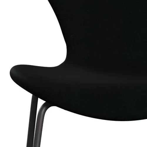 Fritz Hansen Series 7™ Chair Full Upholstery, Warm Graphite/Divina Black