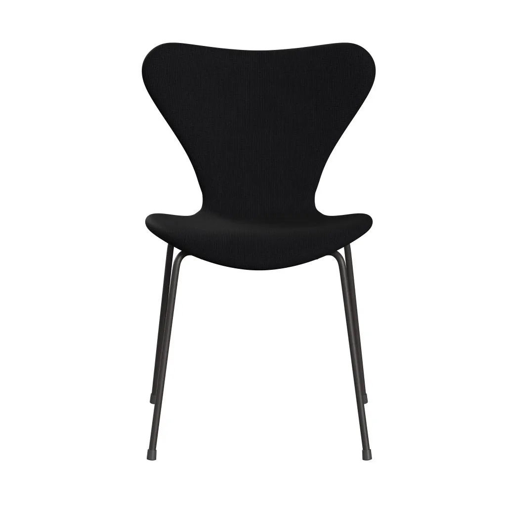 Fritz Hansen Series 7™ Chair Full Upholstery, Warm Graphite/Fame Grey (F60051)
