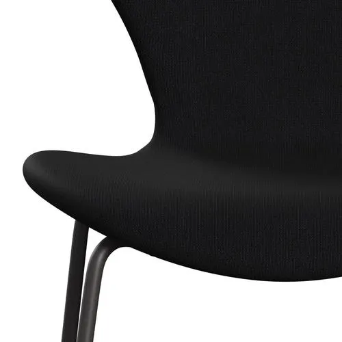 Fritz Hansen Series 7™ Chair Full Upholstery, Warm Graphite/Fame Grey (F60051)