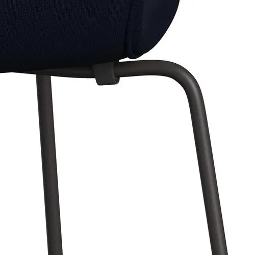 Fritz Hansen Series 7™ Chair Full Upholstery, Warm Graphite/Fame Navy (F66061)