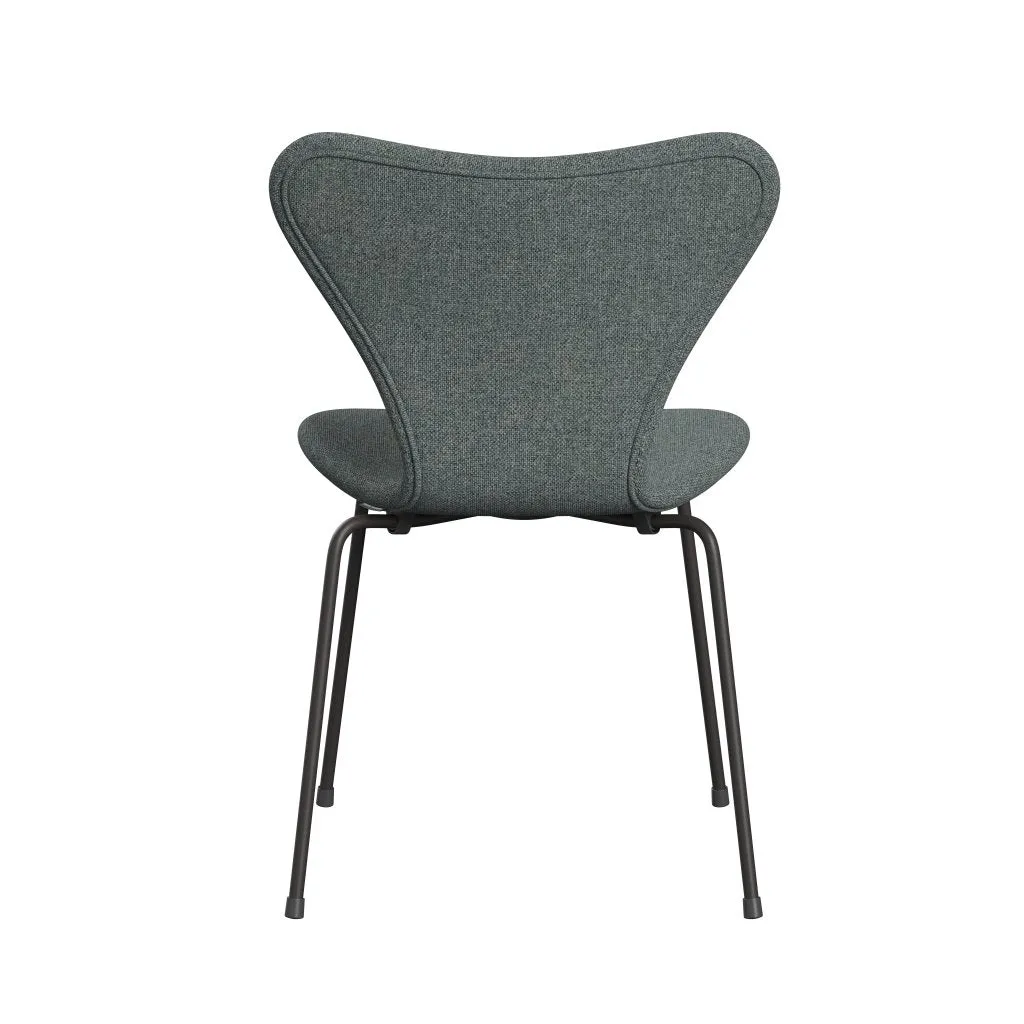 Fritz Hansen Series 7™ Chair Full Upholstery, Warm Graphite/Hallingdal Grey
