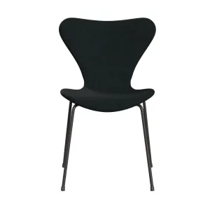 Fritz Hansen Series 7™ Chair Full Upholstery, Warm Graphite/Remix Black (Rem183)