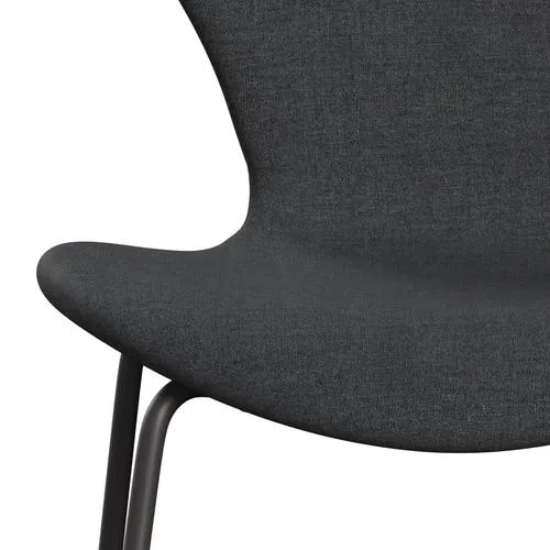 Fritz Hansen Series 7™ Chair Full Upholstery, Warm Graphite/Remix Slate