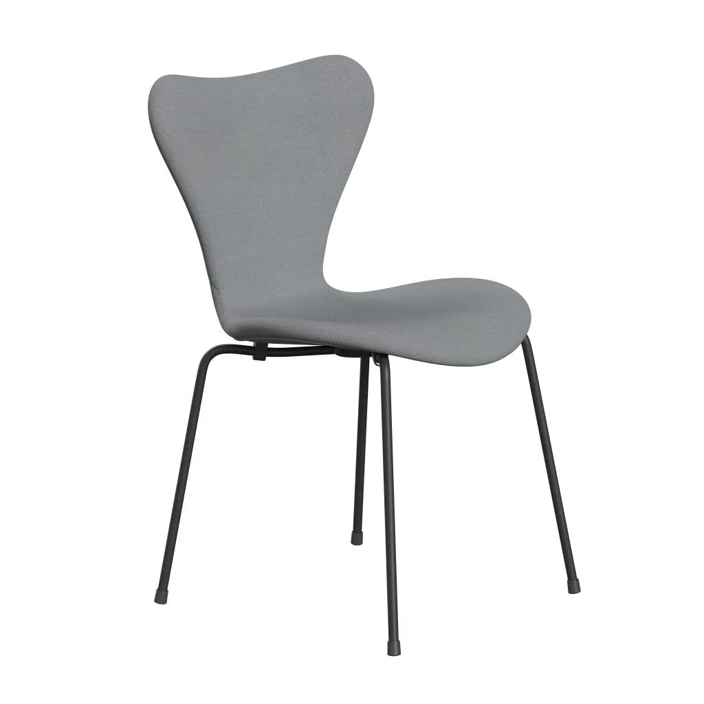Fritz Hansen Series 7™ Chair Full Upholstery, Warm Graphite/Steelcut Light Grey