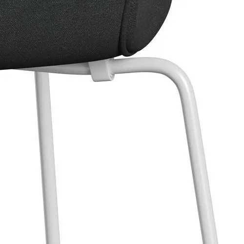 Fritz Hansen Series 7™ Chair Full Upholstery, White/Fiord Black Multicoloured