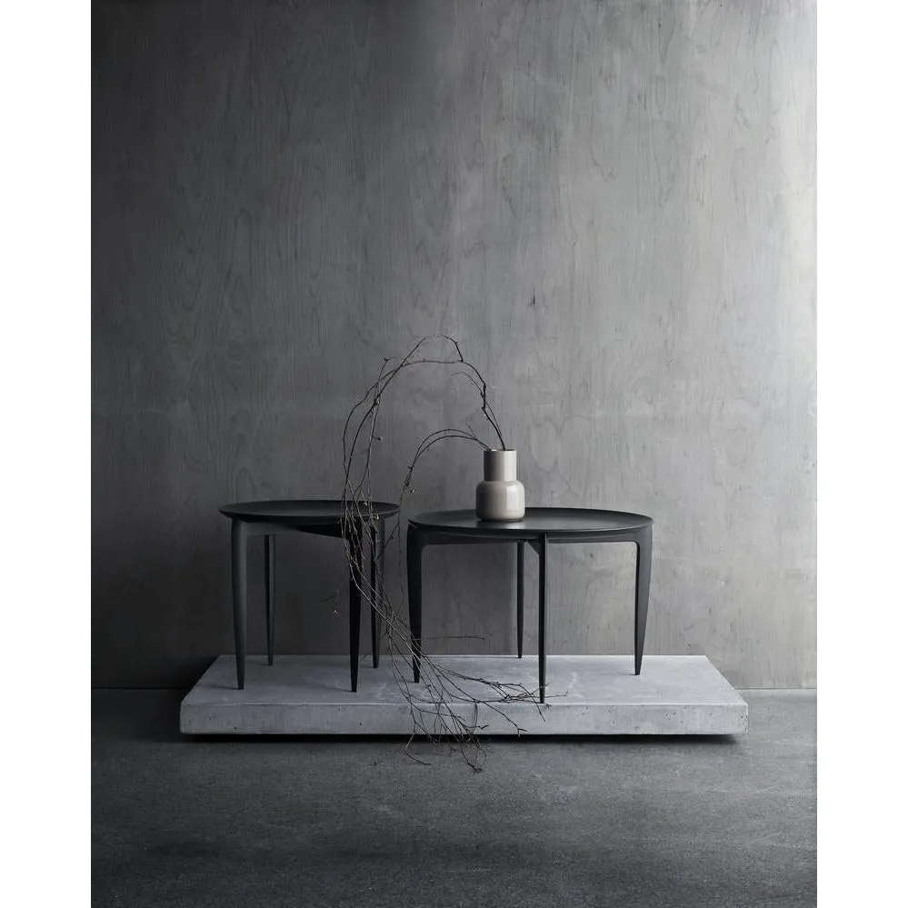 Fritz Hansen Tray Table Black ø60