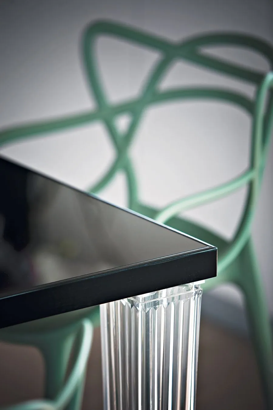 Kartell Top Top Table Per Dr. Yes Round With Round Base ⌀70 Cm, Black