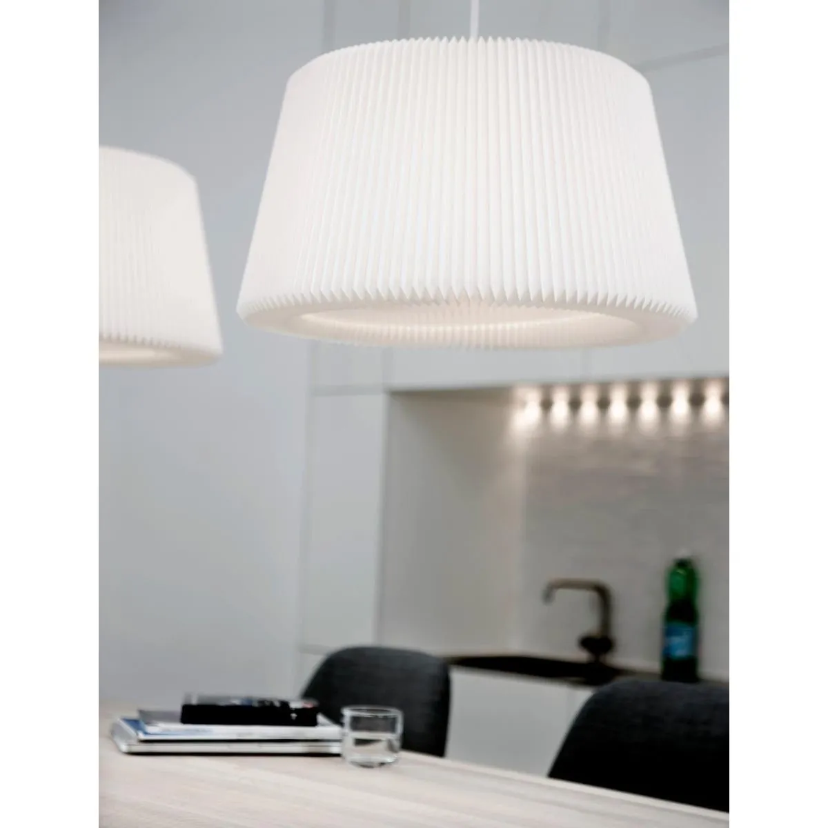 Le Klint Snowdrop Pendant, Silk White ø55 Cm