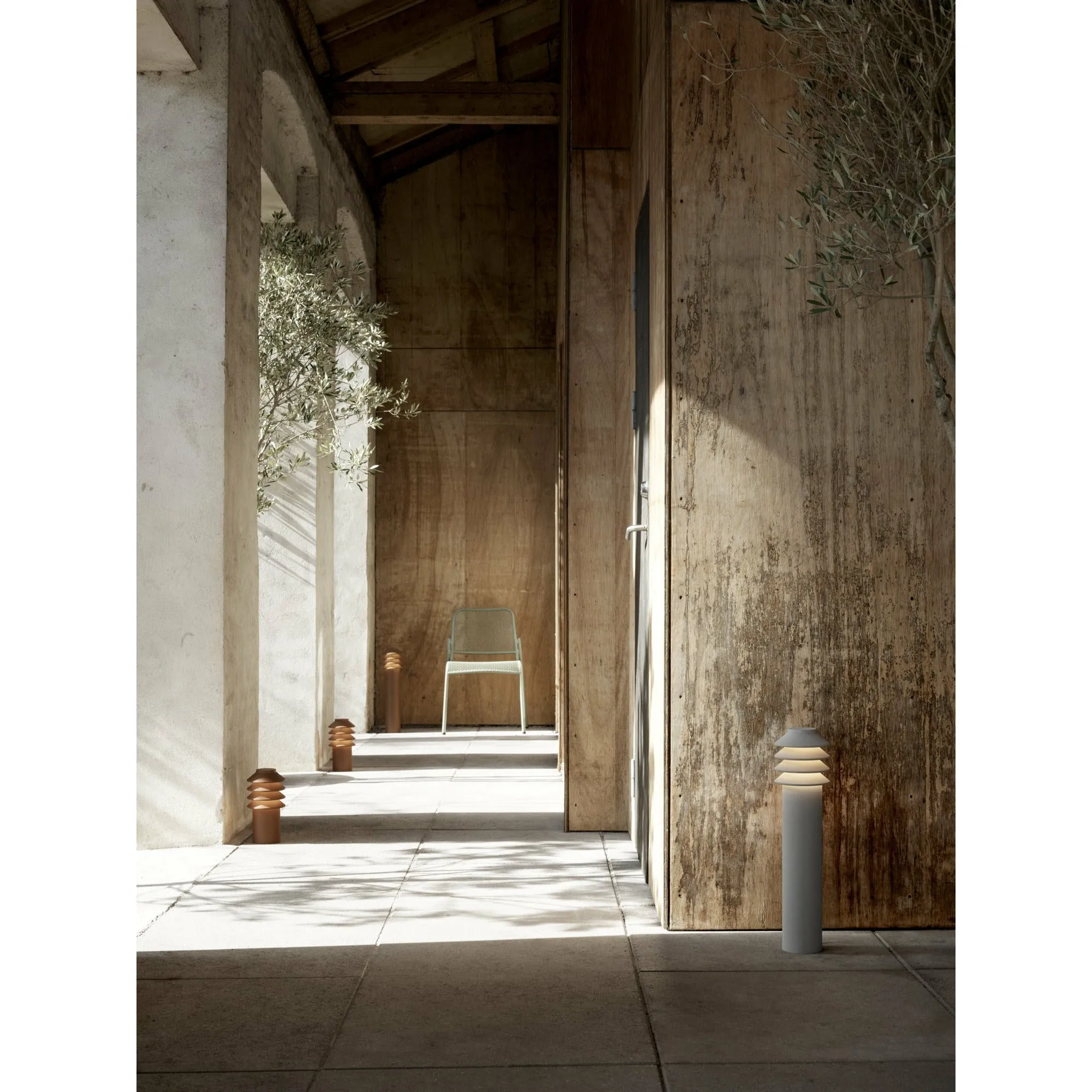 Louis Poulsen Bysted Garden Bollard Lamp Large Aluminium Led 3000 K With Earth Piece O/Adapter