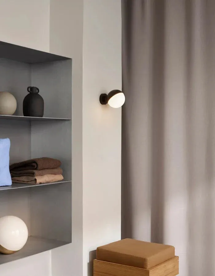 Louis Poulsen Vl Studio Wall Lamp ø15 Cm, Brass