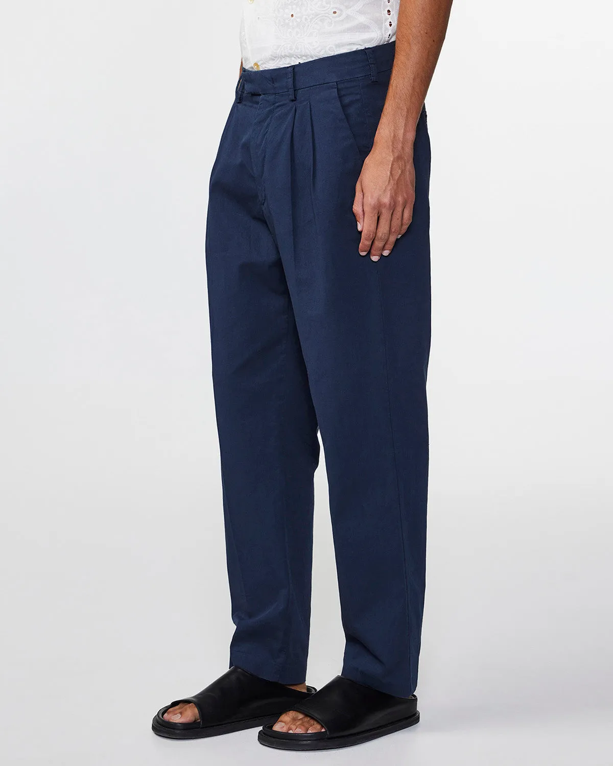 NN07 1803 Fritz Pleated Taper Trouser L32 Navy Blue