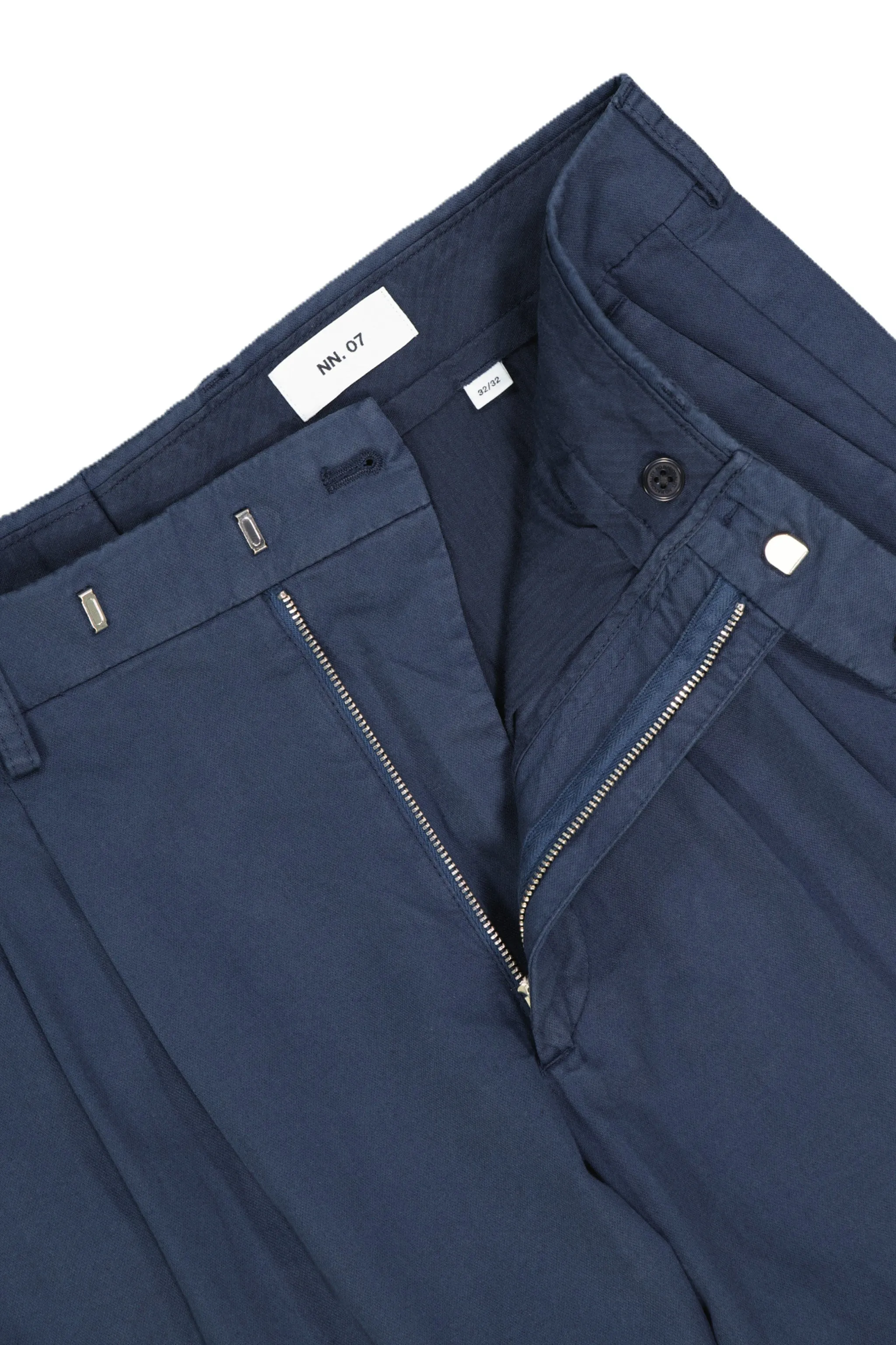 NN07 1803 Fritz Pleated Taper Trouser L32 Navy Blue