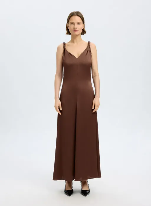 NORA TWISTED MAXI DRESS