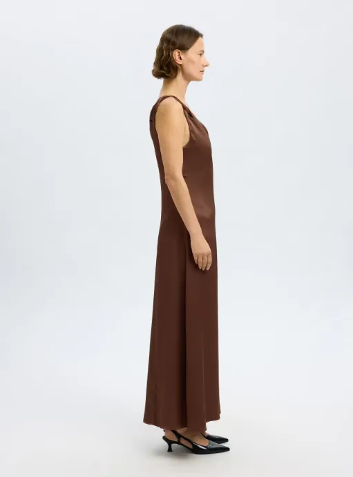 NORA TWISTED MAXI DRESS