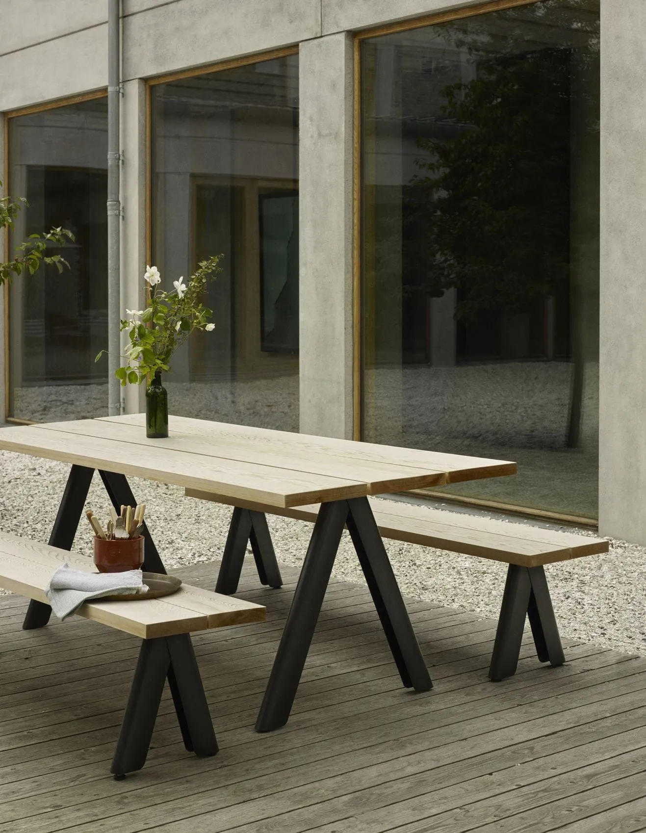 Skagerak Overlap Table, Hunter Green